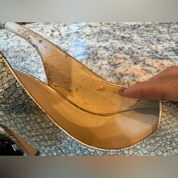 Guess stilleto slingback heels. Very pretty sage and gold colored. Size 10 - Picture 15 of 16